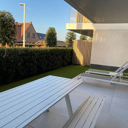 Near Marina & Pool *